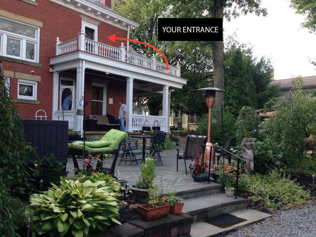 South Broadway Manor B&B - Near Fallingwater, Ohiopyle State Park, Hiking & Biking Trails Gap Scottdale ภายนอก รูปภาพ